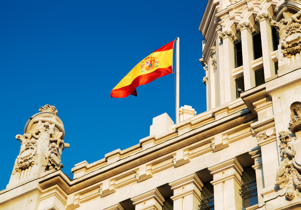 Spain-flag-and-old-building.png The Impact of the Longevity Workforce on the Resilience of Spain’s Economy